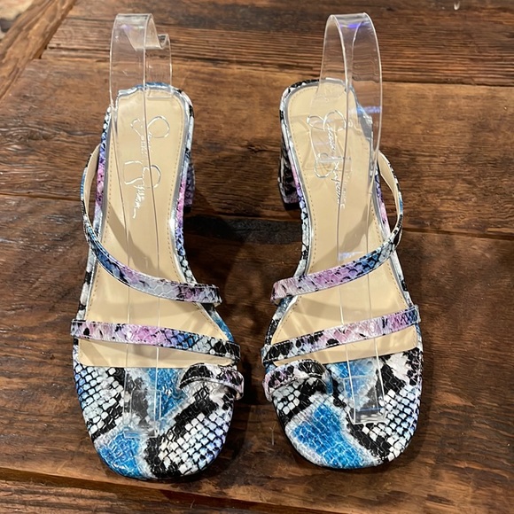 JESSICA SIMPSON WILLMENA SNAKE PRINT STRAPPY HEELED SANDALS - Picture 2 of 13